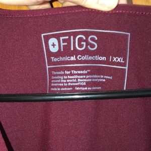 FIGS XXL technical collection. Burgundy top